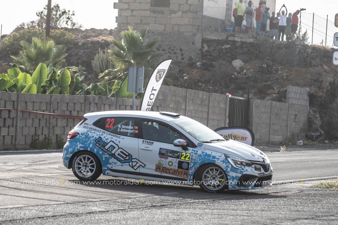 Cruz y Mujica, mandan con autoridad en el Rally Villa de Adeje