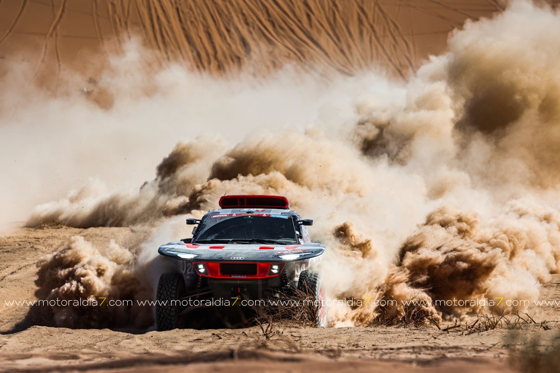 Carlos Sainz y Audi hacen historia en el Dakar