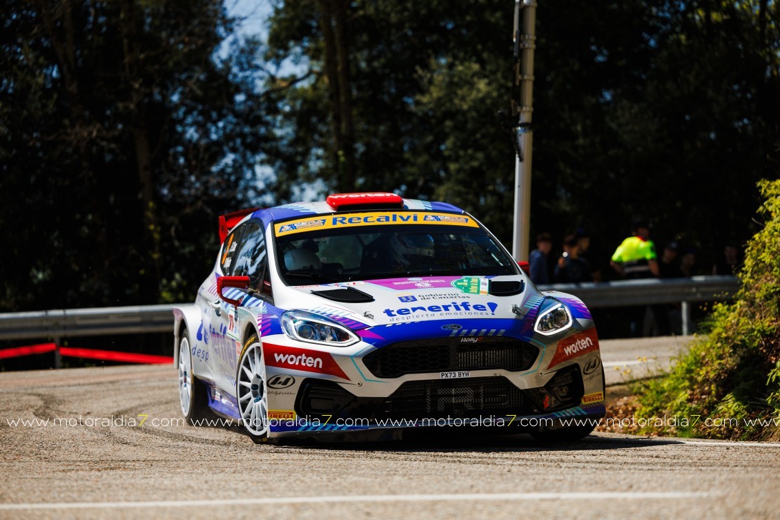 Enrique Cruz, cerca del triunfo en el Rally de La Llana