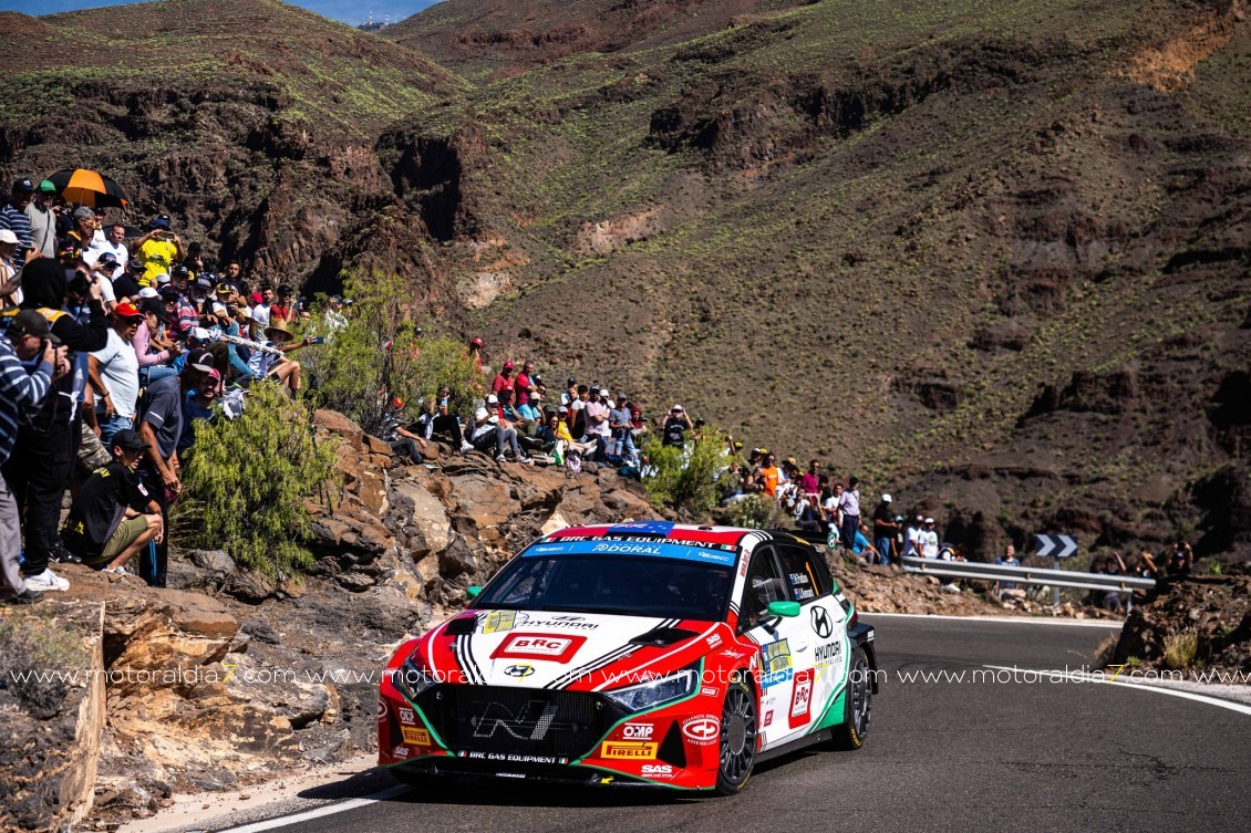 Yoann Bonato es líder por 3 décimas en el Rally Islas Canarias