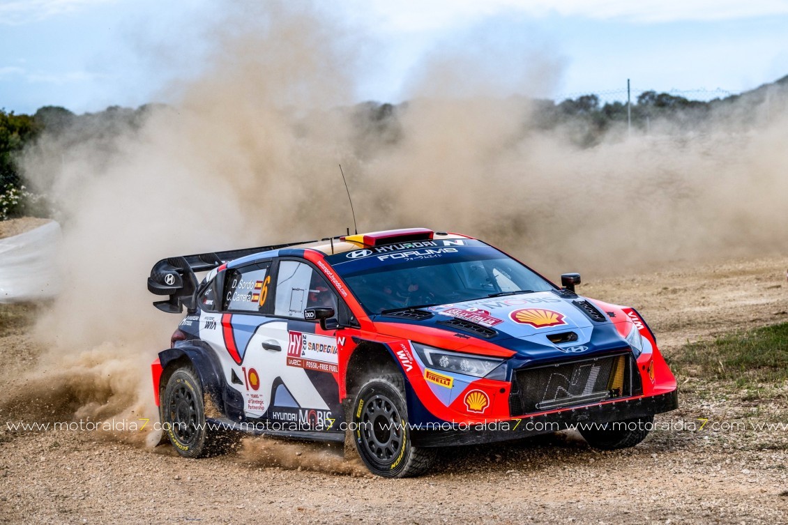 Ott Tänak y Martin Järveola logran una sorprendente victoria en Italia