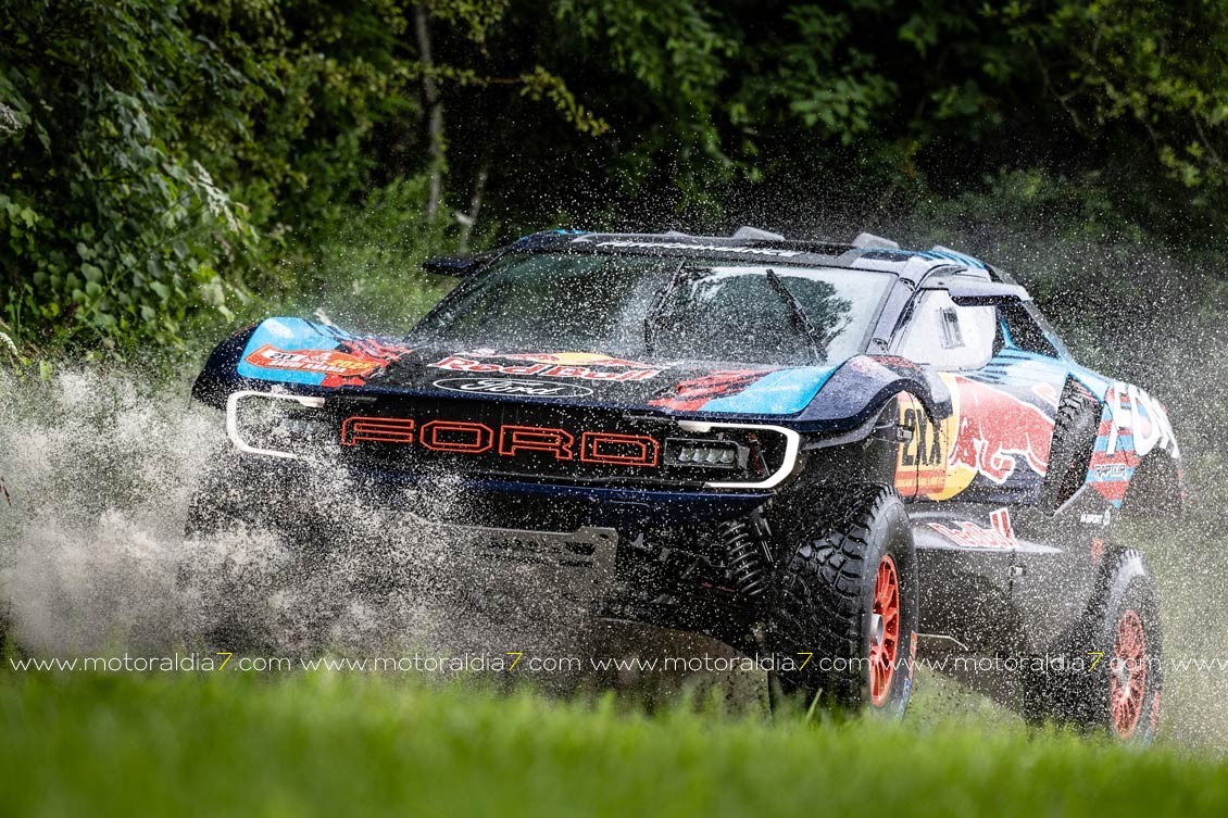 Nuevo Ford Raptor T1+ preparado para el Dakar