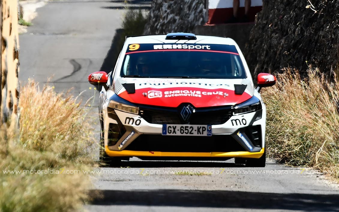 Fernando Cruz sorprende con su Clio Rally3 en Atogo