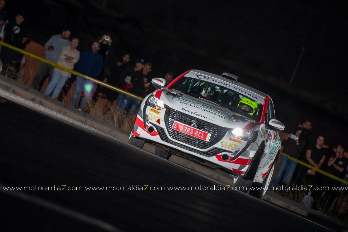 Después de cuatro tramos, Enrique Cruz manda  en el Rally Ciudad de Telde