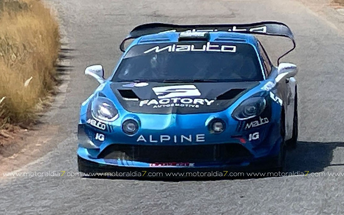 Raúl Hernández y Benjamín Avella de Test en el norte de Gran Canaria