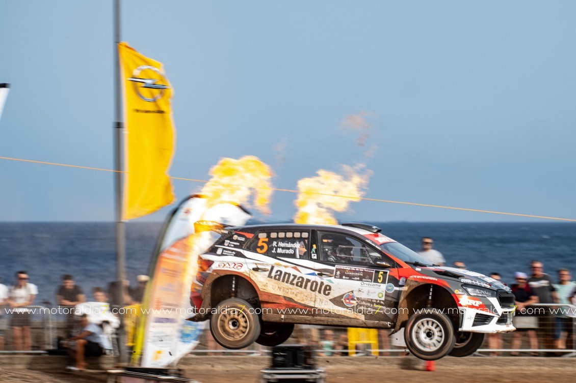 Raúl Hernández y José Murado líderes del Rally Islas de Los Volcanes
