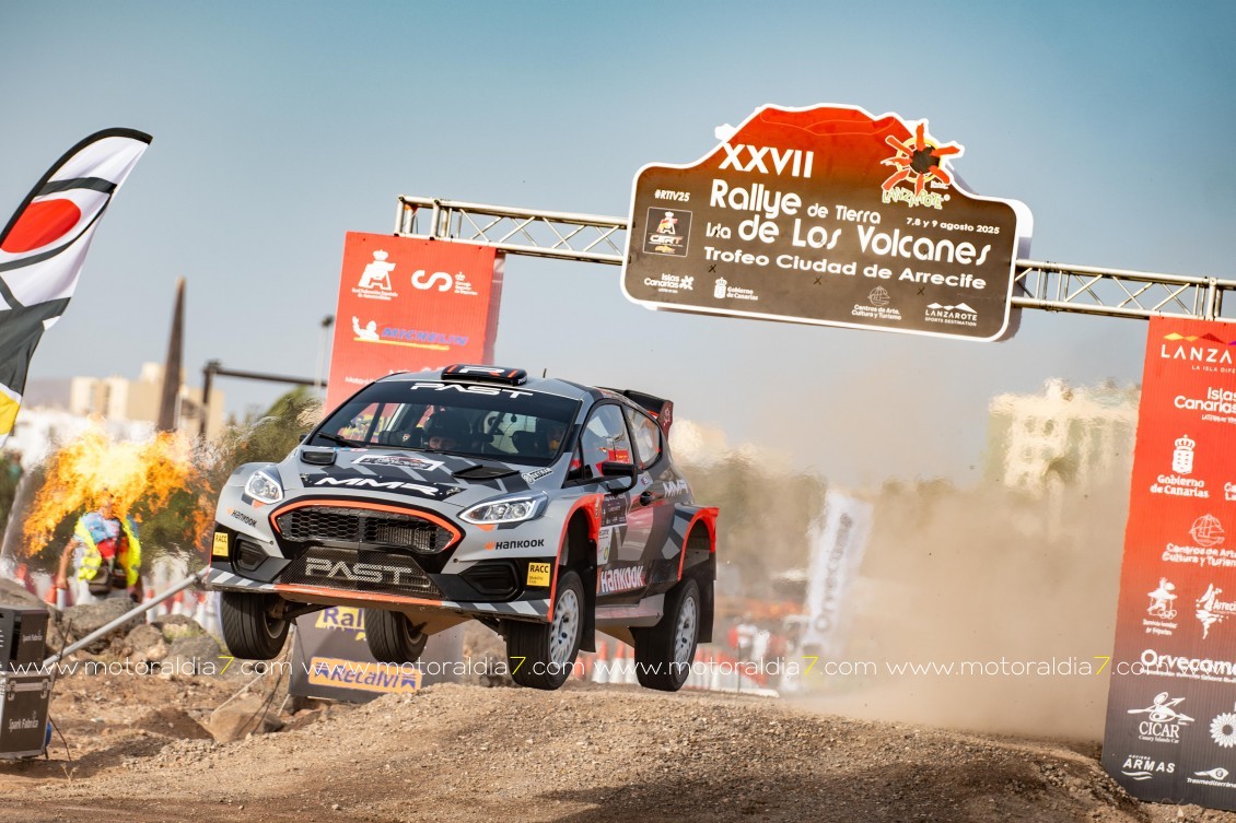 Raúl Hernández y José Murado líderes del Rally Islas de Los Volcanes