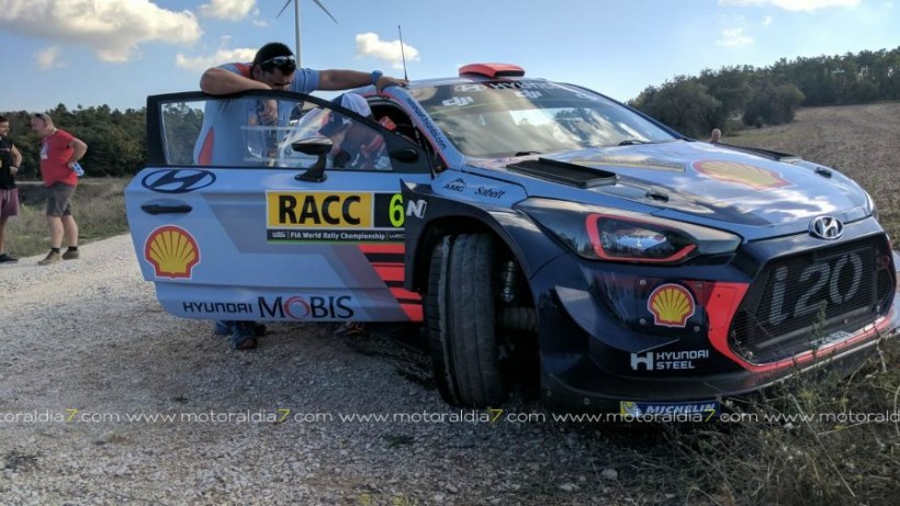  Kris Meeke y Paul Nagle, líderes en la segunda etapa