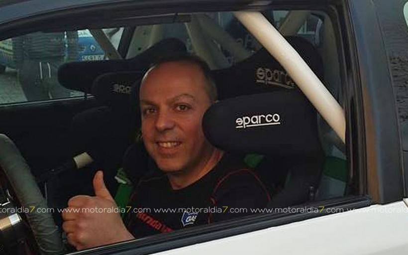 Marcos Hernández con un nuevo Honda Civic Type R