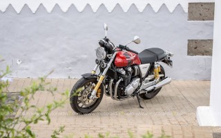 CB1100 RS, una moderna clásica