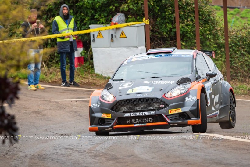 Lukyanuk y Arnautov triplete en Canarias