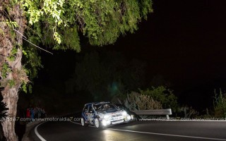 Falcón y Rosario son los líderes