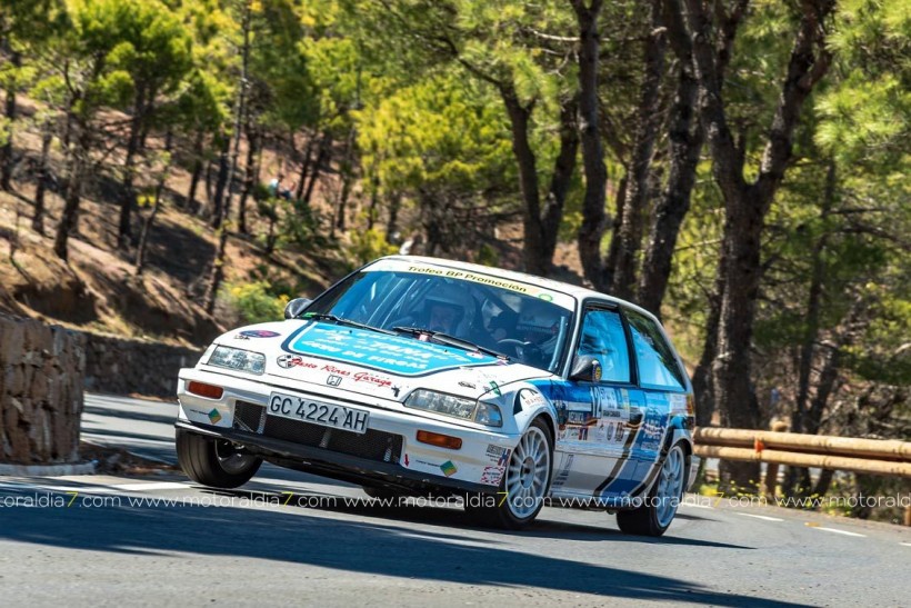 Brillante victoria de Julián Falcón y Dani Rosario en el Rally decano