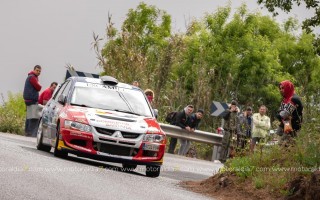 Brillante victoria de Julián Falcón y Dani Rosario en el Rally decano