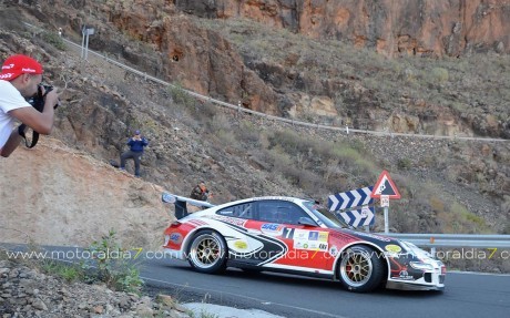 Enrique Cruz y Yeray Mujica se impusieron en el Maspalomas