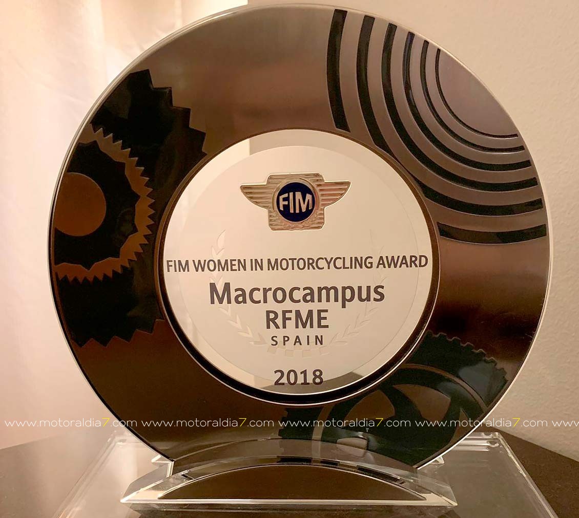 El motociclismo español triunfa en los FIM Awards