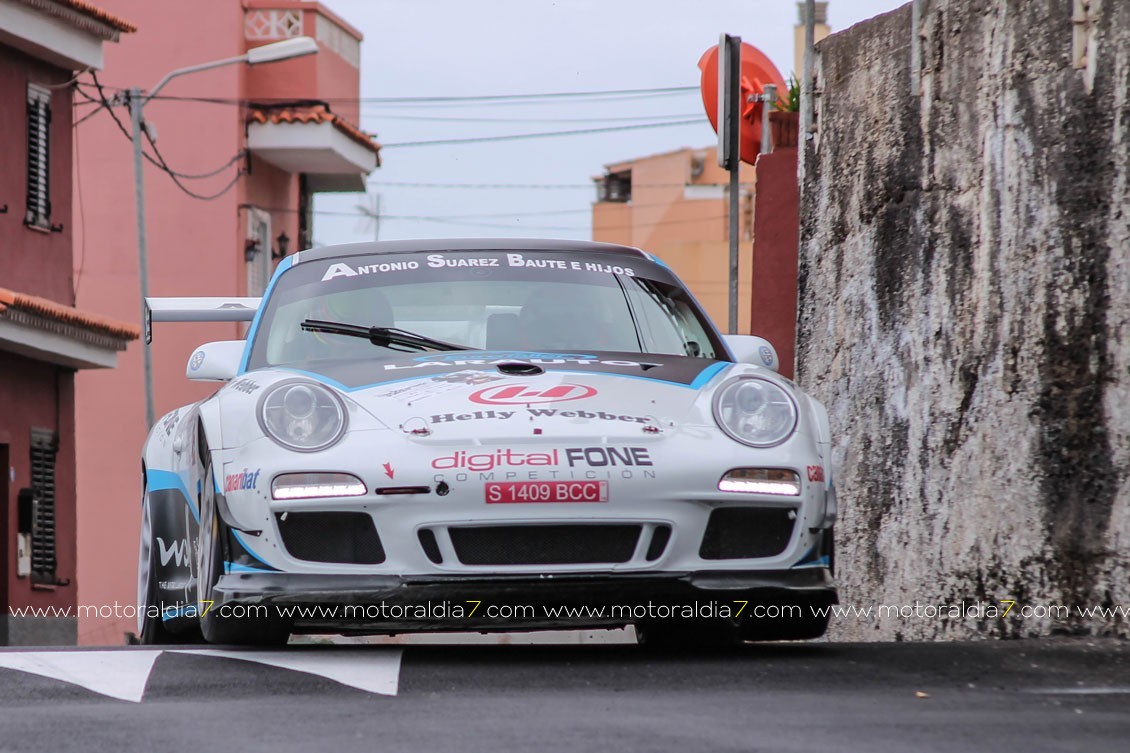Victoria de Enrique Cruz y Yeray Mujica en un duelo de Porsche´s