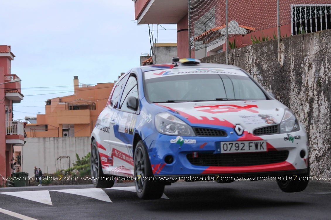 Victoria de Enrique Cruz y Yeray Mujica en un duelo de Porsche´s