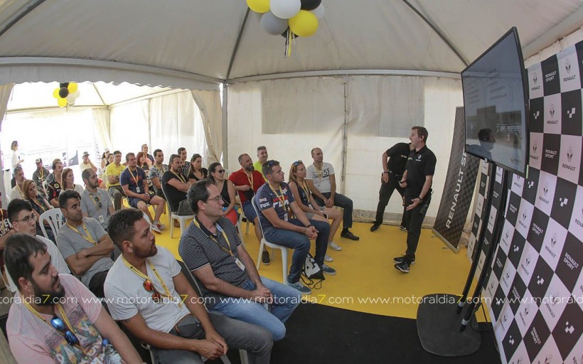 Renault Passion Experience 