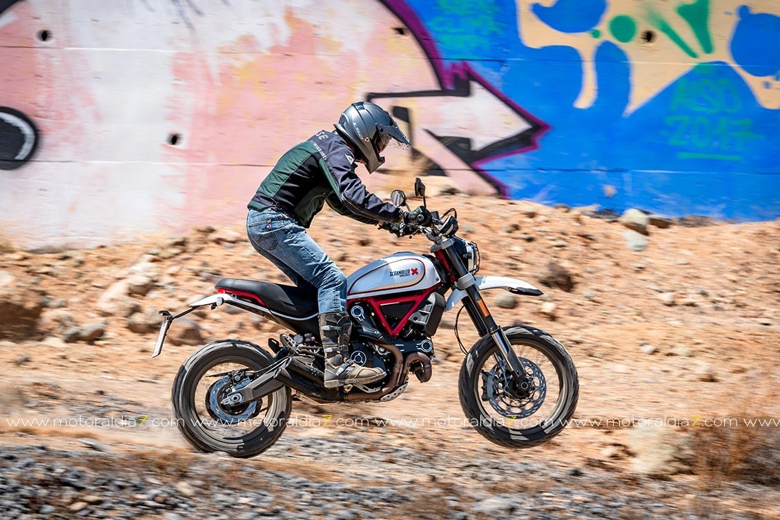 Scrambler Desert Sled 2019, subiendo el nivel