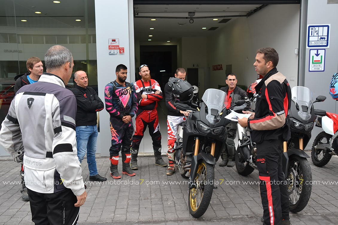 Honda Canarias celebra el I Seminario Africa Twin.