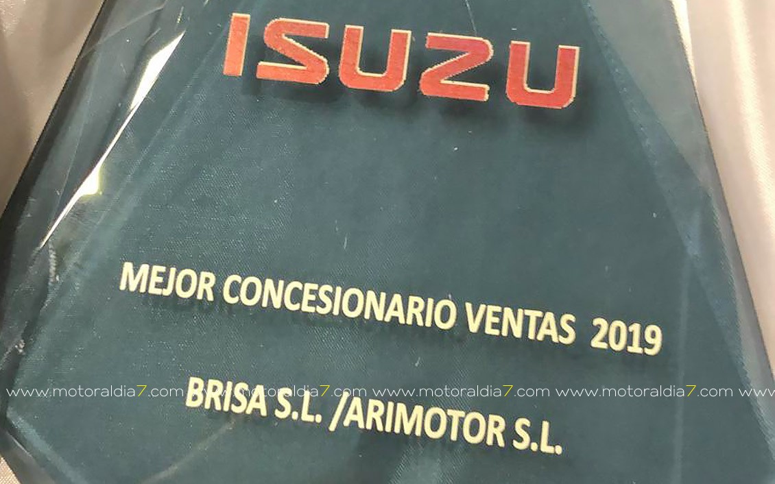 ISUZU reconoce la labor comercial de Brisa Motor y Arimotor