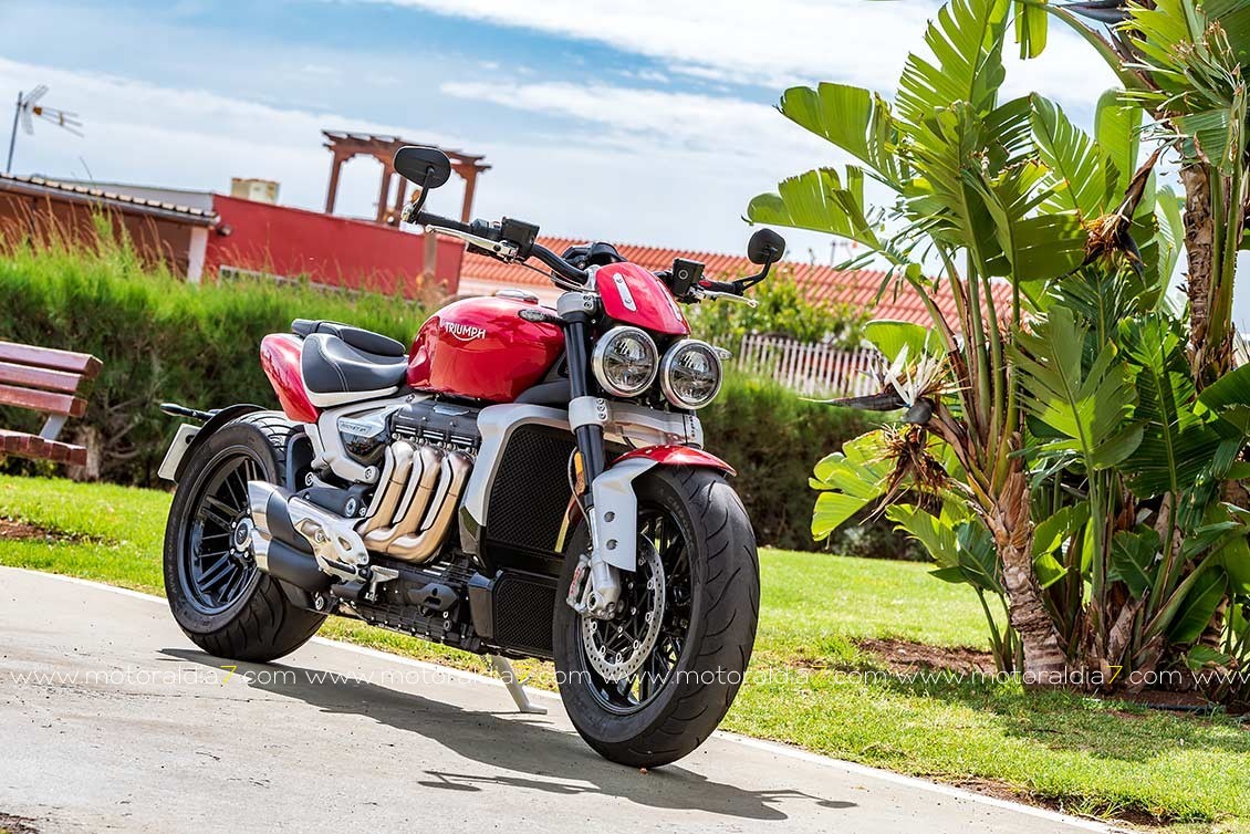 Triumph Rocket 3 R ¡La Rolls Royce de las motos!