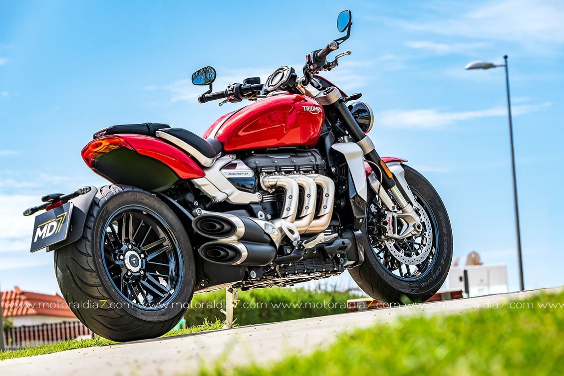 Triumph Rocket 3 R ¡La Rolls Royce de las motos!