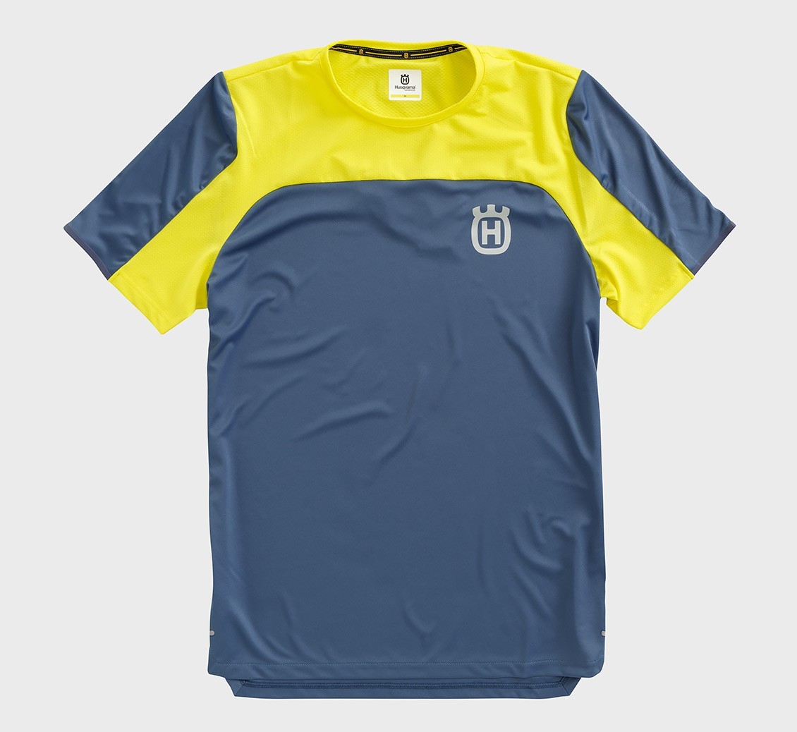 Ya disponible la ropa Casual de Husqvarna