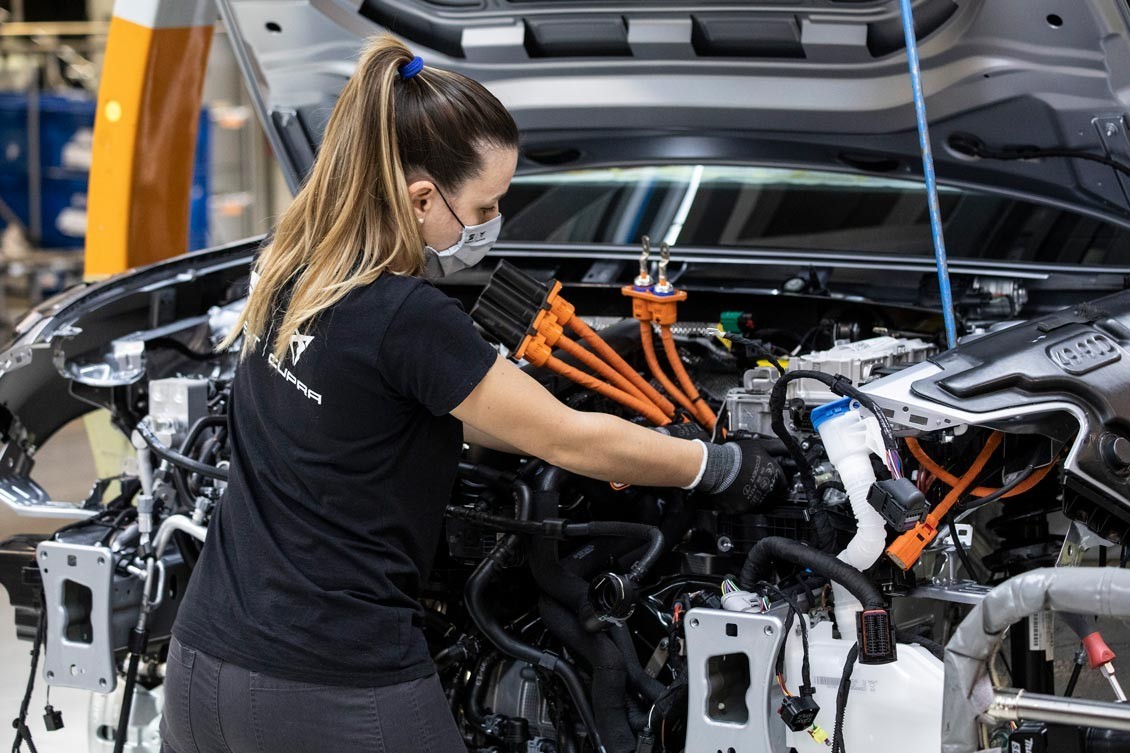 CUPRA impulsa la electrificación