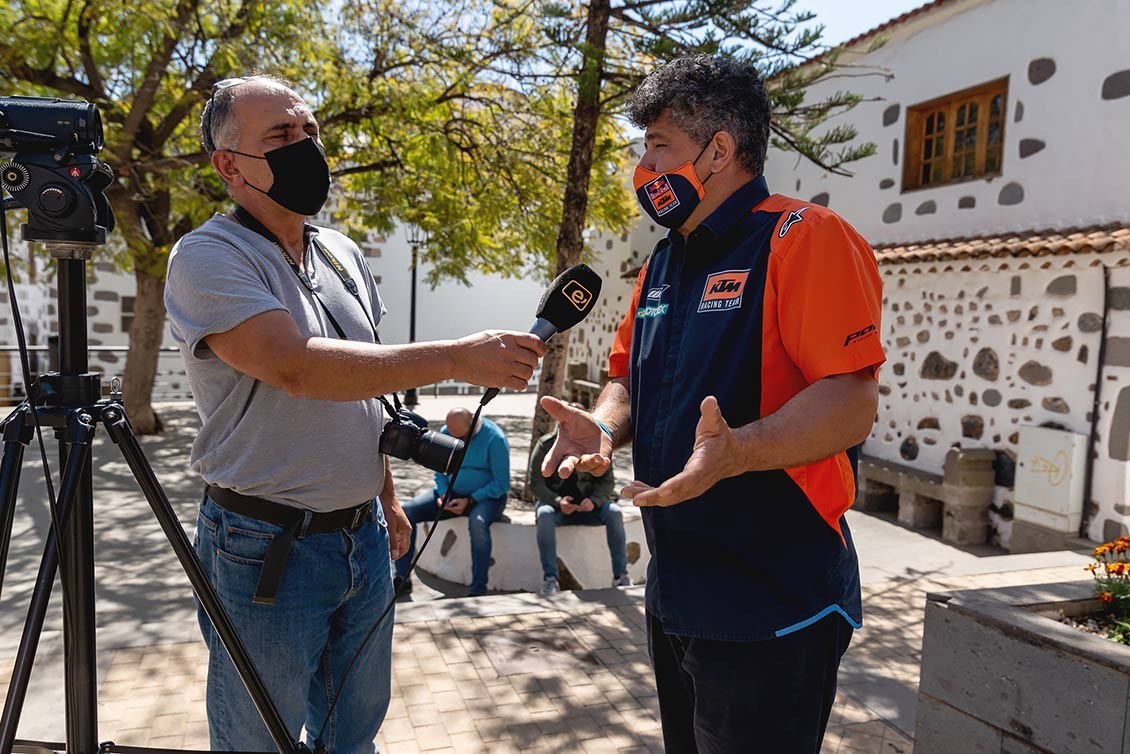 Xenia Melián hace historia en el motociclismo canario