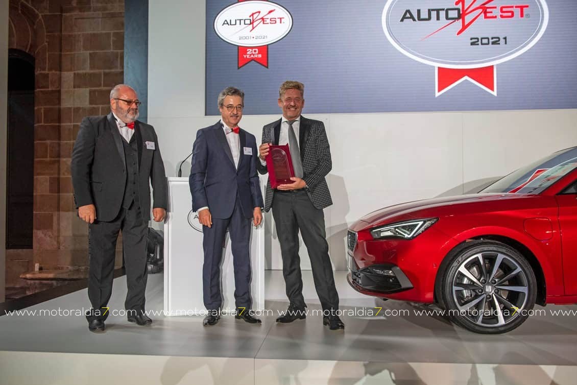 El SEAT León sigue recibiendo premios