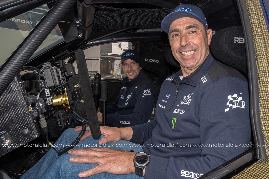 Nani Roma y el Ford Ranger, a punto para el Dakar 