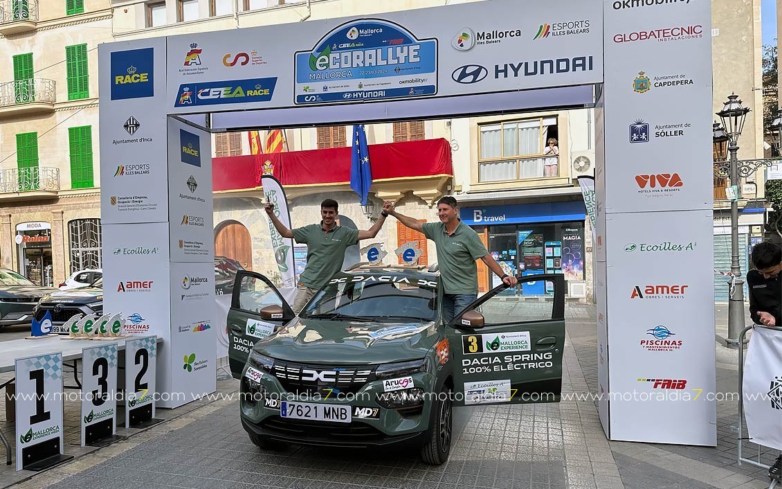 Antonio y Aday Lujan dan la primera victoria a Dacia