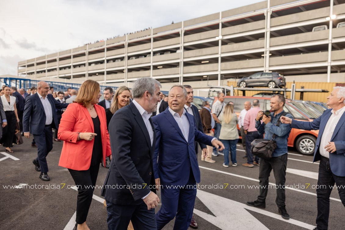 La Luz Autoport Terminal en el Puerto de Las Palmas