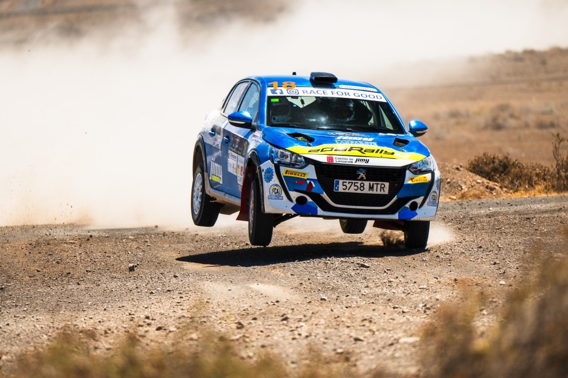 Javier Cañada y Aday Ortiz, campeones del Desafío Peugeot 2026